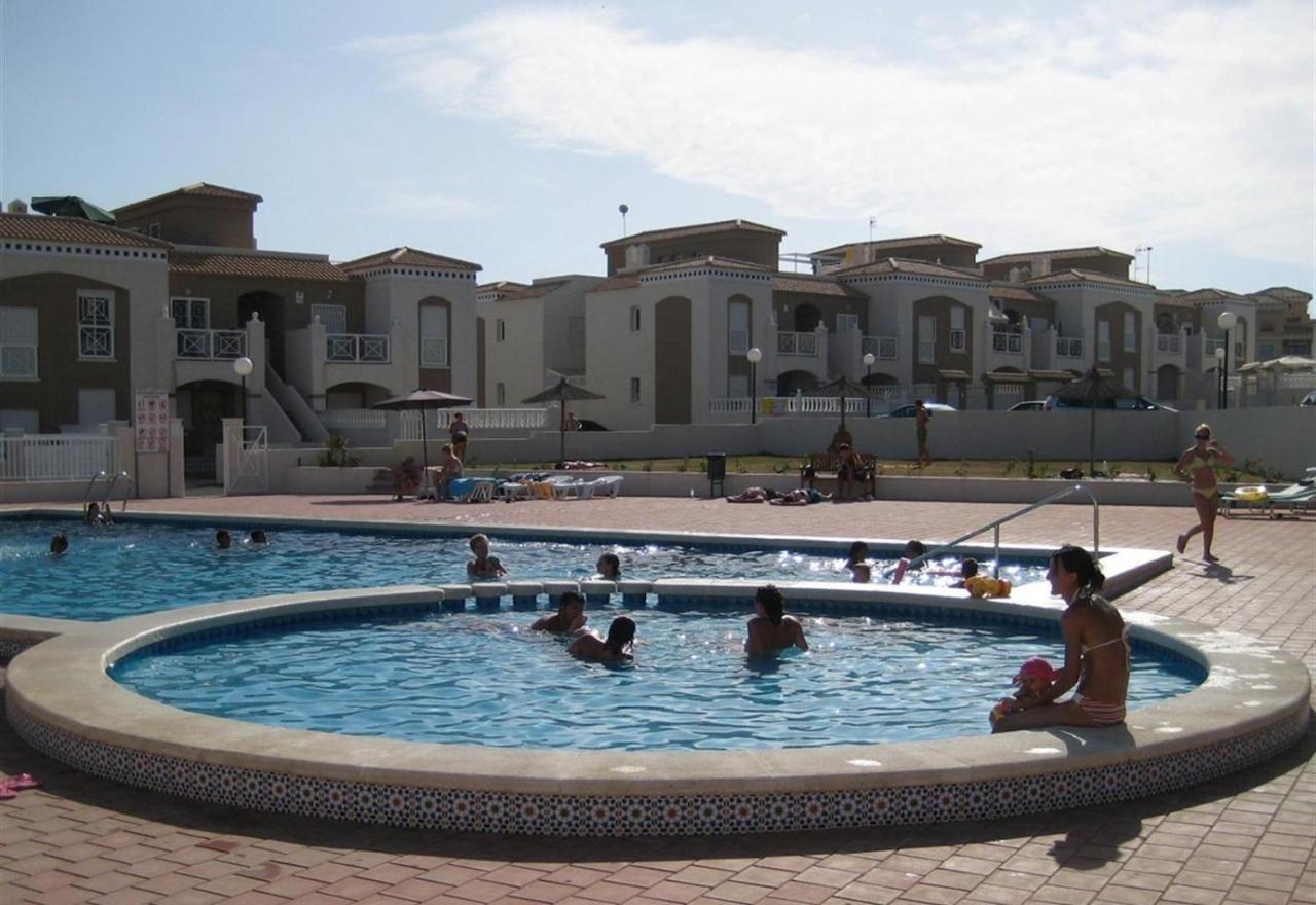 Casa De Sonrisa Villa Torrevieja Luaran gambar
